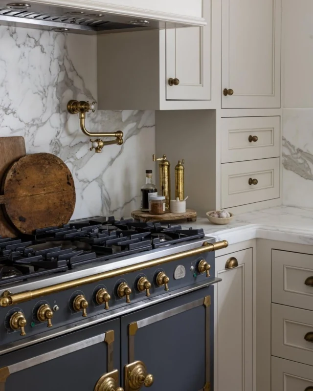 The #mgdxbirdrock kitchen celebrates the beauty in the everyday through layered textures, natural light, and plenty of old-world charm. #mindygayerdesign { Image by: @vlentine }