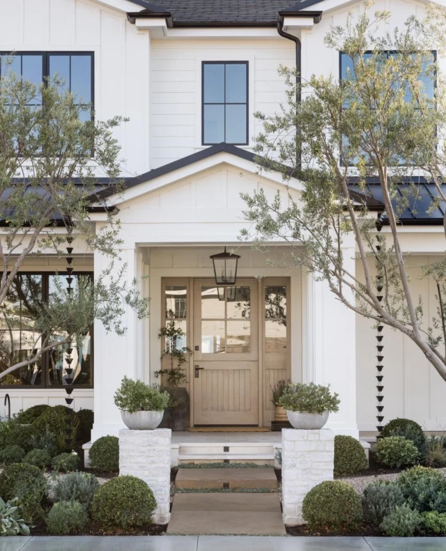 A closer look at the exterior details reveal all of the thoughtful touches that make this home a true classic 🌿 #mgdxramsgate #mindygayerdesign { Image by: @vlentine, Contractor: @rdm_general_contractors, Architect: @craigshampton, Landscape: @gardenstudiodesign }