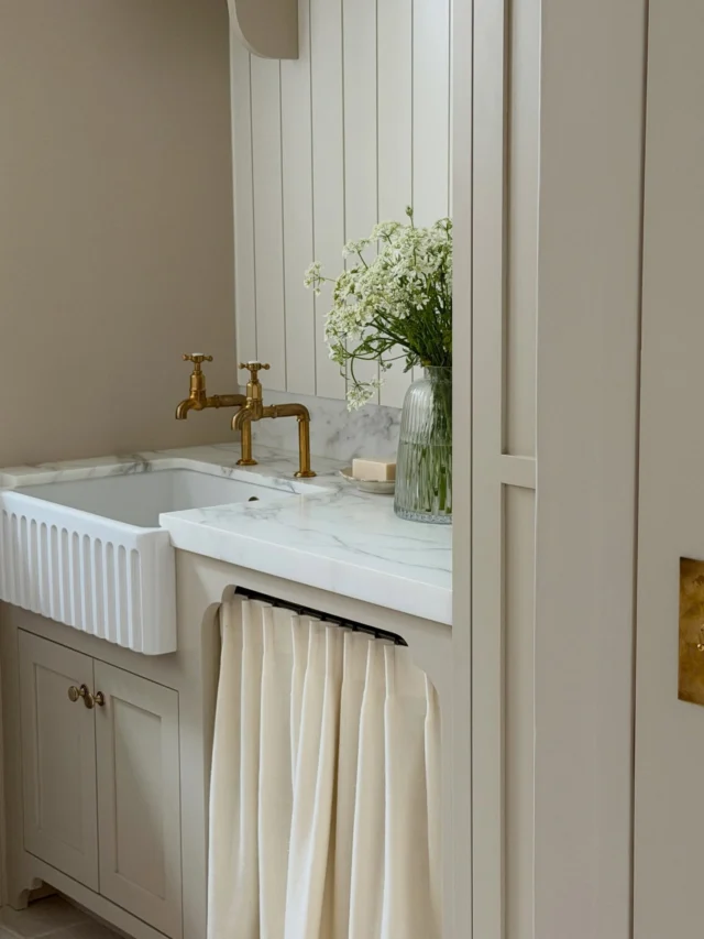 Returning home to California after a work and fun-filled week in Tennessee. Our TN-based design team has been pouring their hearts into our #mgdxwesthaven project over the past two years, and she is truly so, so beautiful! Sharing a few peeks at many of the special rooms in this bespoke home that is rooted in both tradition and southern charm. We’ll be photographing this beauty later in the spring and can’t wait to share more 🤍  #mindygayerdesign